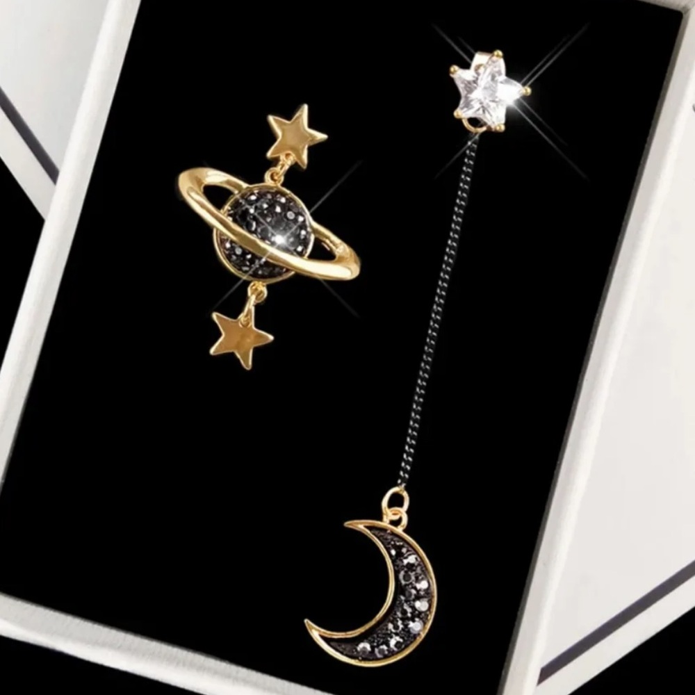 “ily to the Moon & to Saturn”